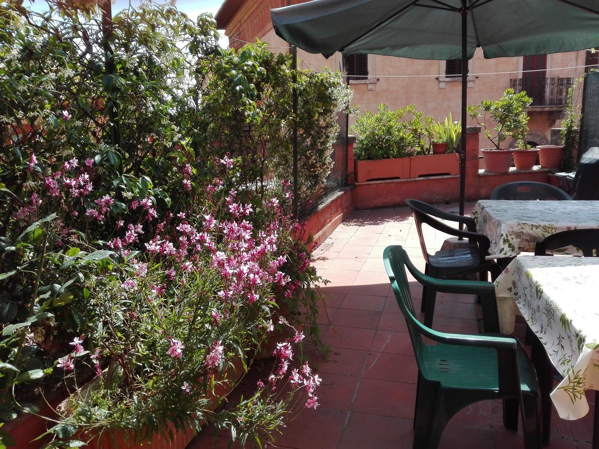 Al Giardino Di Alice Bed and Breakfast Perugia Buitenkant foto