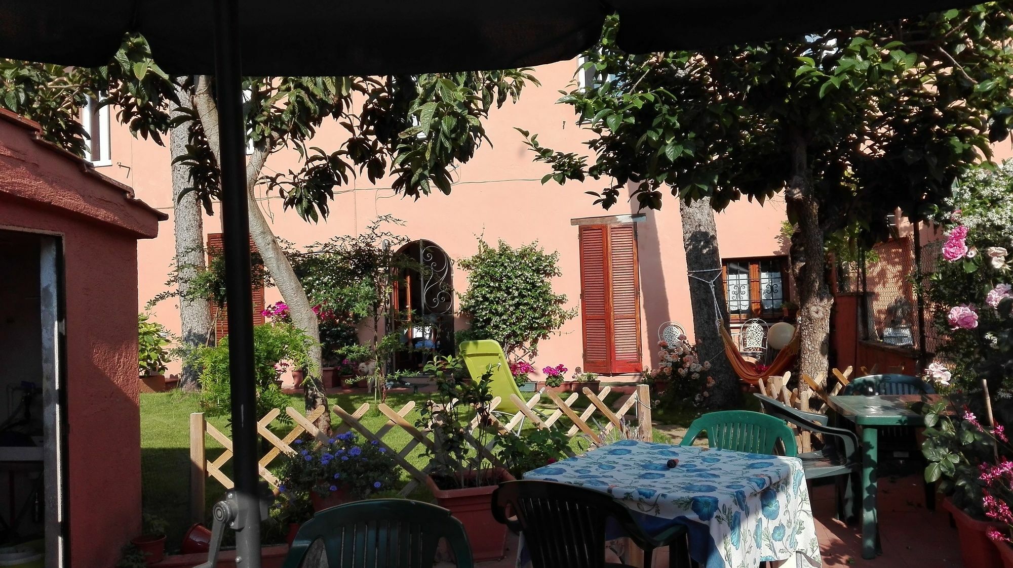 Al Giardino Di Alice Bed and Breakfast Perugia Buitenkant foto