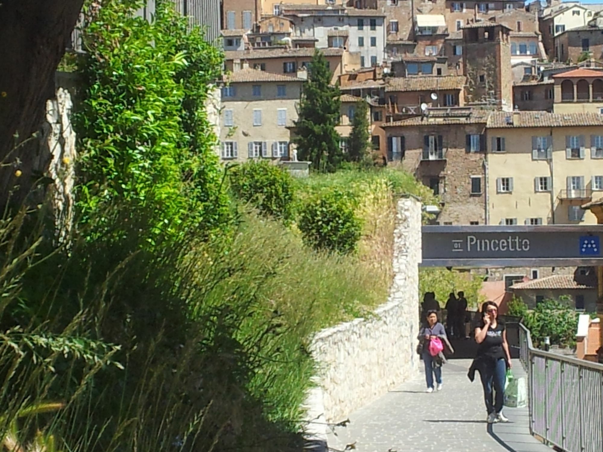 Al Giardino Di Alice Bed and Breakfast Perugia Buitenkant foto