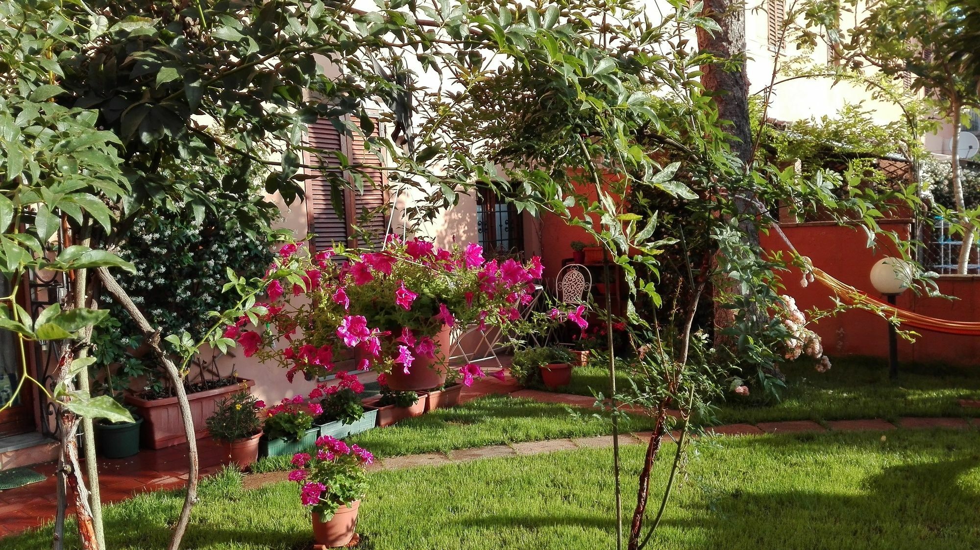 Al Giardino Di Alice Bed and Breakfast Perugia Buitenkant foto